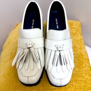 Women’s”All Black”white Lugg Lady Tassel shoe- NEW WITHOUT BOX-Size 6 1/2(EU 37)